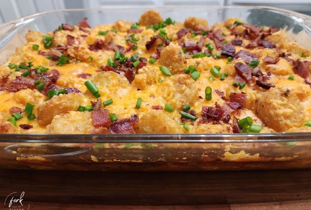 Cheesy Tater Tot Breakfast Bake