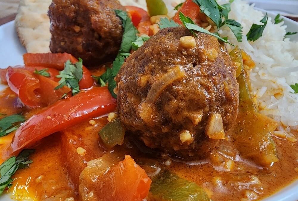 Thai Turkey Meatballs in Coconut Curry